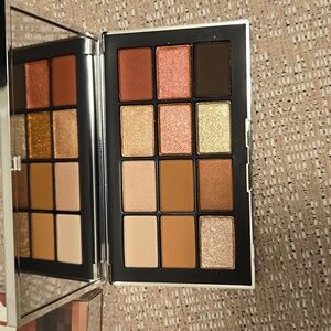 NARS "Wanted" Eyeshadow Palette